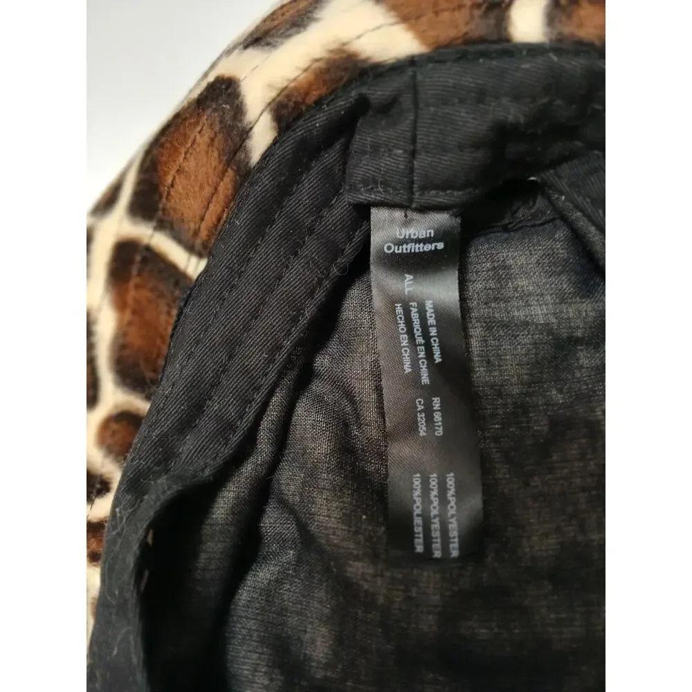 UO Gia Furry Leopard Bucket Hat Giraffe Brown Black Safari L One Size‎ Fits Most